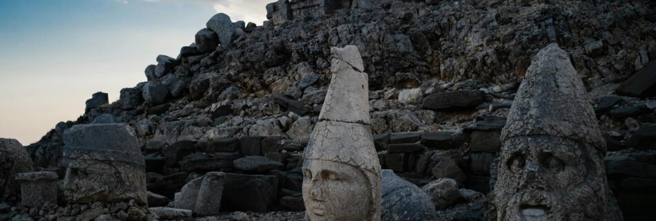 ancient sculptures at mount nemrut