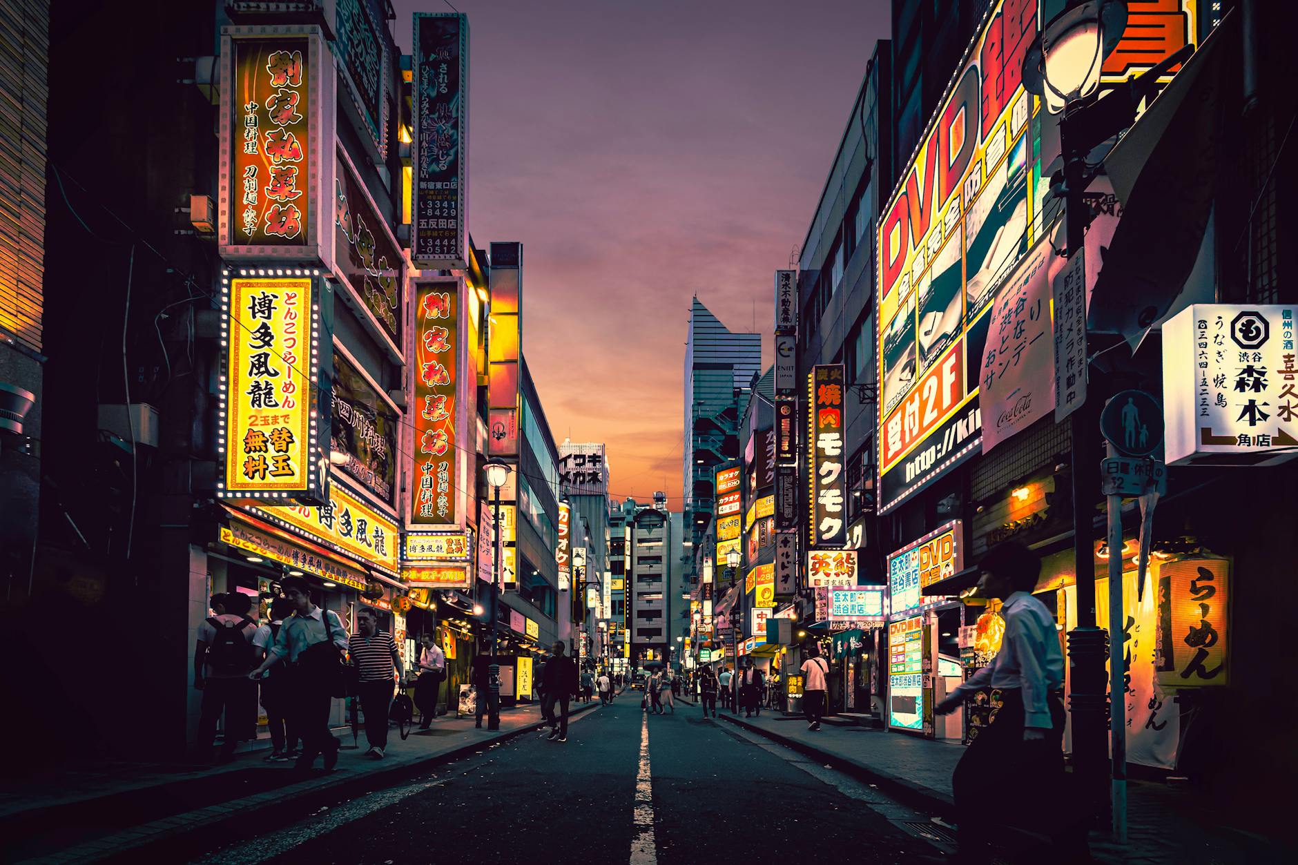 Tokyo Travel Hacks: How to Save Time & Money in Japan’s Bustling Capital