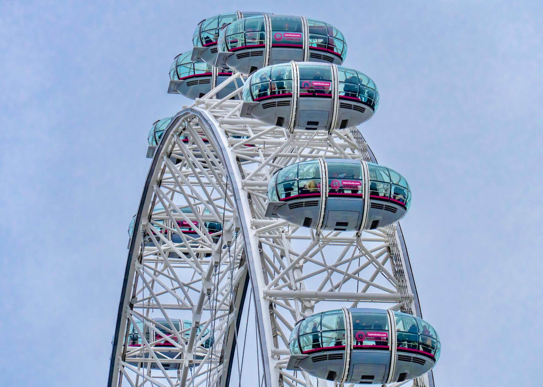 cabins of london eye ferris wheel