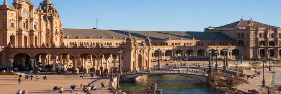 plaza de espana in seville