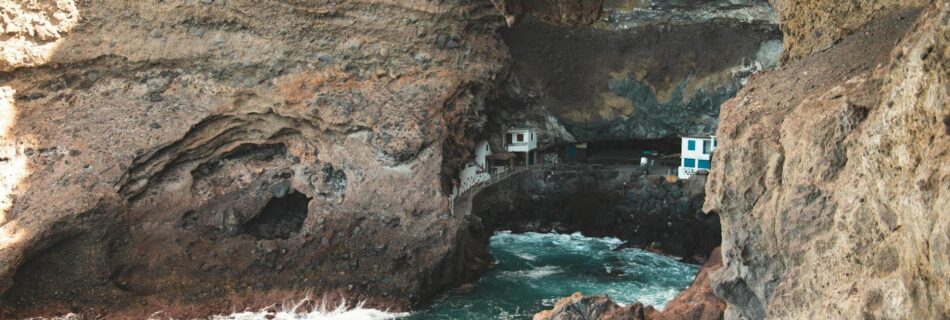 cave village poris de candelaria