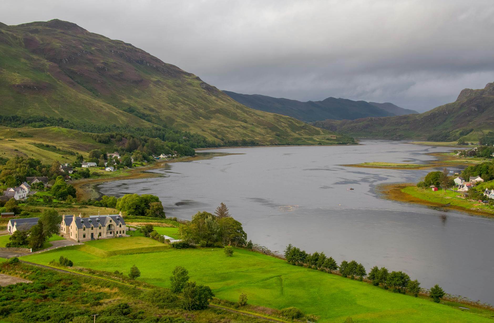Loch Ness & Scottish Highlands Day Trip from Edinburgh